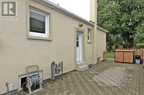 38 AINSDALE ROAD  Toronto, ON M1R 3Y8