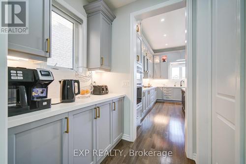 41 Bremner Street, Whitby, ON - Indoor Photo Showing Kitchen
