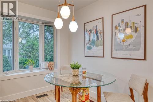 1141 Mohawk Road E, Hamilton, ON - Indoor Photo Showing Dining Room