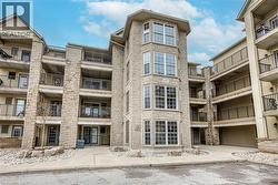 1411 WALKER'S Line Unit# 302  Burlington, ON L7M 4P5