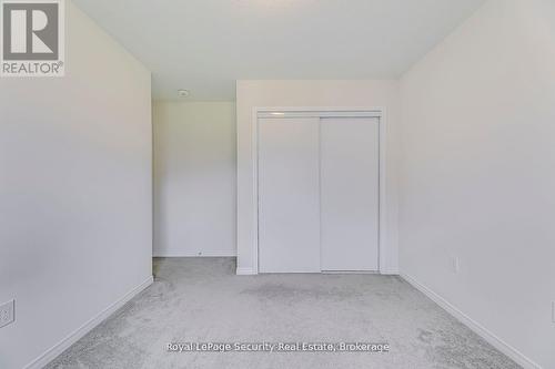 30 Witteveen Drive, Brantford, ON - Indoor Photo Showing Other Room