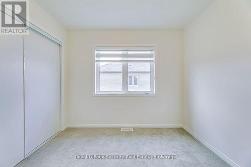 30 Witteveen Drive, Brantford, ON - Indoor Photo Showing Other Room