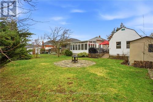 547 Cochrane Road, Hamilton, ON - Outdoor