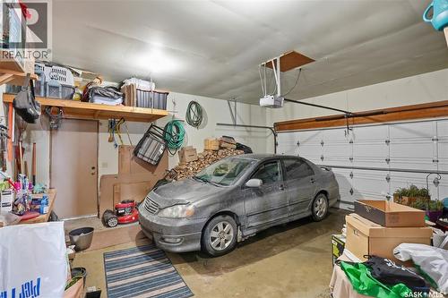 250 Bornstein Court, Saskatoon, SK - Indoor Photo Showing Garage