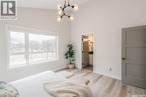 803B 2Nd Street E, Saskatoon, SK - Indoor Photo Showing Bedroom