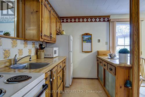 310 Tiny Beaches Road S, Tiny, ON - Indoor Photo Showing Kitchen