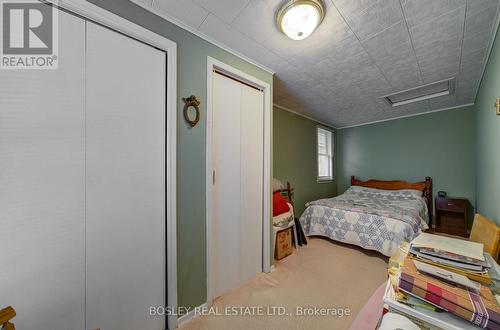 310 Tiny Beaches Road S, Tiny, ON - Indoor Photo Showing Bedroom