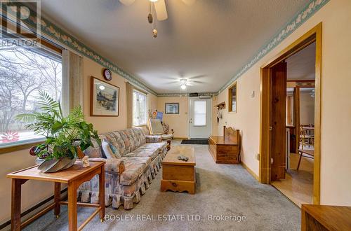 310 Tiny Beaches Road S, Tiny, ON - Indoor