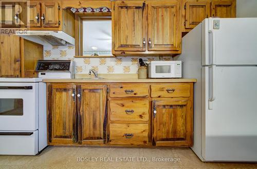 310 Tiny Beaches Road S, Tiny, ON - Indoor Photo Showing Kitchen