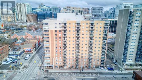 209 - 429 SOMERSET STREET W  Ottawa, ON K2P 2P5