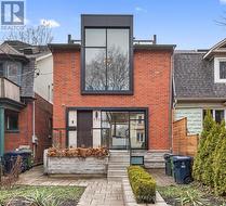 770 PALMERSTON AVENUE Toronto, ON M6G 2R5