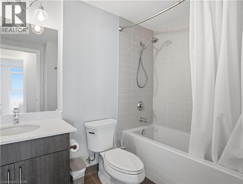 560 North Service Road Unit# 708, Grimsby, ON - Indoor Photo Showing Bathroom