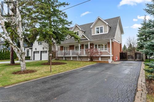 1071 MELVIN Avenue  Oakville, ON L6J 2V8