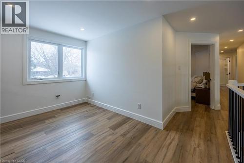 3 Kintyre Court, Caledonia, ON - Indoor Photo Showing Other Room