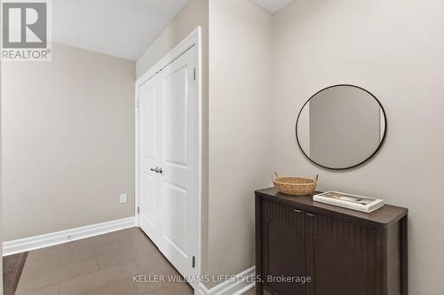 305 - 89 Ridout Street S, London South (South F), ON - Indoor Photo Showing Other Room