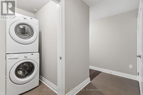 305 - 89 Ridout Street S, London South (South F), ON - Indoor Photo Showing Laundry Room