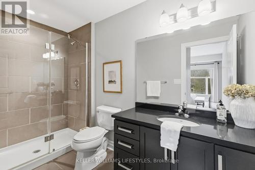 305 - 89 Ridout Street S, London South (South F), ON - Indoor Photo Showing Bathroom