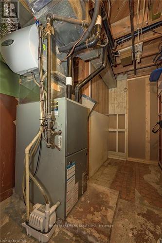 230 Burlington Street, London South (South J), ON - Indoor Photo Showing Basement