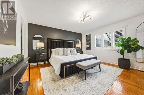 980 Glen View Avenue, Burlington, ON - Indoor Photo Showing Bedroom