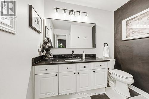 980 Glen View Avenue, Burlington, ON - Indoor Photo Showing Bathroom