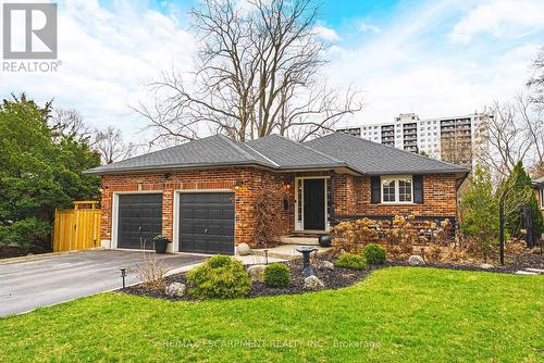 980 Glen View Avenue, Burlington, ON - Outdoor