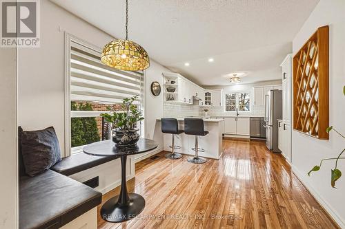 980 Glen View Avenue, Burlington, ON - Indoor Photo Showing Dining Room