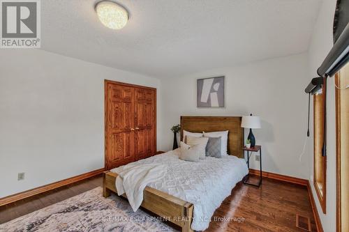 41 Candor Crescent, Hamilton, ON - Indoor Photo Showing Bedroom