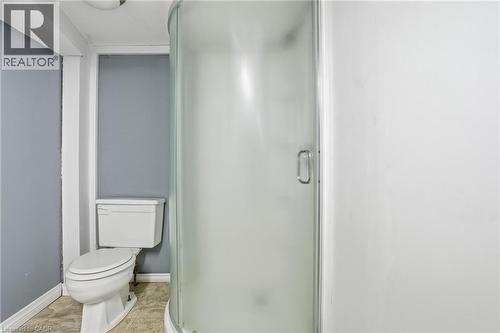 102 Dundee Drive, Caledonia, ON - Indoor Photo Showing Bathroom