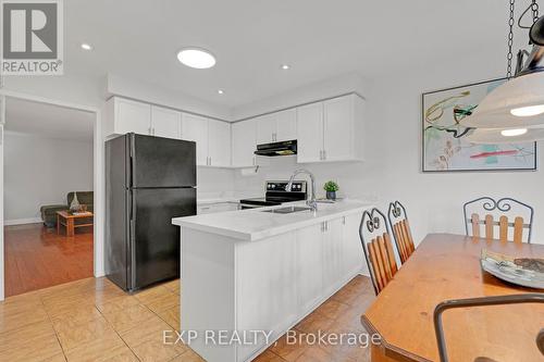 1471 Pickwick Drive, Mississauga, ON - Indoor Photo Showing Other Room