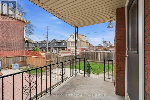 570 Cannon Street E, Hamilton, ON - Outdoor With Exterior