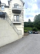 Façade - 
