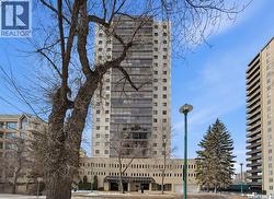 1703 315 5th AVENUE N  Saskatoon, SK S7K 5Z8