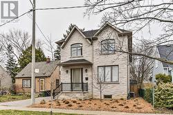 20 WARVET CRESCENT Toronto, ON M4B 1P3