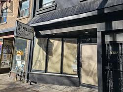 1174 BLOOR STREET W Toronto, ON M6H 1N1