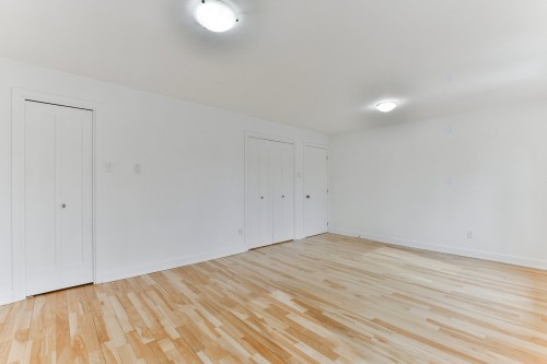 Chambre à coucher principale - 345 Rue Louis-Hébert, Mascouche, QC - Indoor Photo Showing Other Room