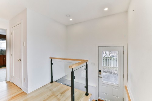 Hall d'entrée/Vestibule - 345 Rue Louis-Hébert, Mascouche, QC - Indoor Photo Showing Other Room