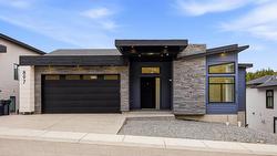 897 Carnoustie Drive Kelowna, BC V1P 0A3