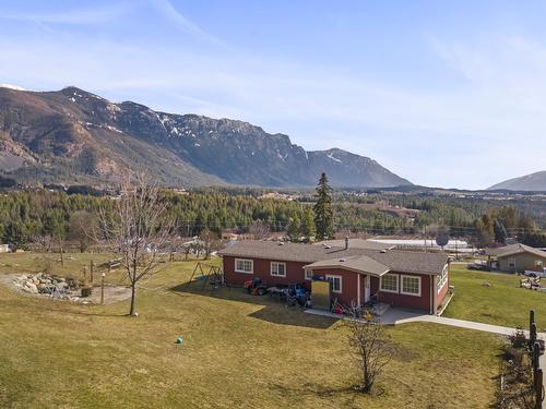 3806 38Th Avenue, Erickson, BC 