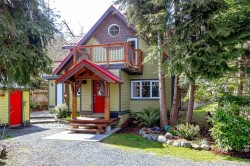 5832 Banks Rd Duncan, BC V9L 1L2