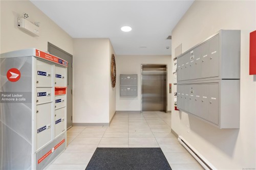 602-1450 Glentana Rd, View Royal, BC - Indoor Photo Showing Other Room