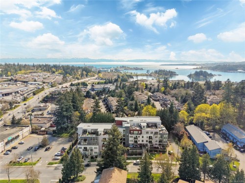 602-1450 Glentana Rd, View Royal, BC - Outdoor With View