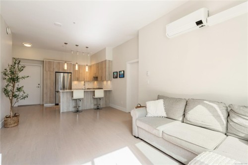 602-1450 Glentana Rd, View Royal, BC - Indoor
