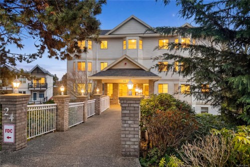 109-24 Prideaux St  Nanaimo, BC V9R 2M4