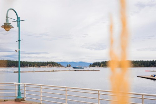 12-38 Front St, Nanaimo, BC 