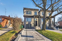 29 Butterworth Avenue Toronto, ON M1L 1H2