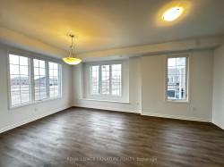 15-1259 Lily Crescent Milton, ON L9E 2C1