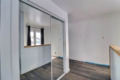 Hall d'entrée/Vestibule - 488 Place Garon, Rouyn-Noranda, QC - Indoor Photo Showing Other Room