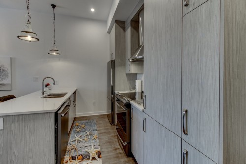 Cuisine - 405-1320 Rue Custine, Saint-Jérôme, QC - Indoor Photo Showing Kitchen With Double Sink With Upgraded Kitchen