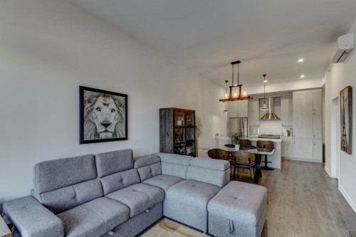 Salon - 405-1320 Rue Custine, Saint-Jérôme, QC - Indoor Photo Showing Living Room