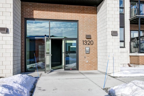 Entrée extérieure - 405-1320 Rue Custine, Saint-Jérôme, QC - Outdoor With Exterior